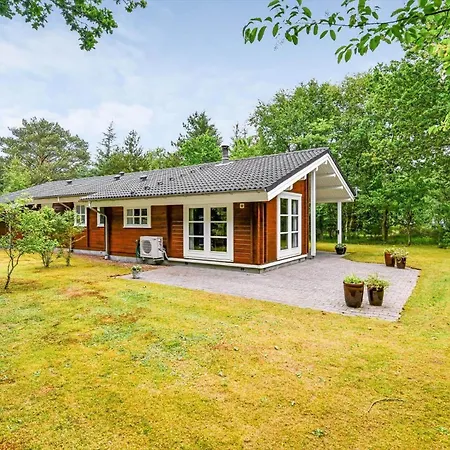 Bv409-blavand-poul-helgesensvej-10 *