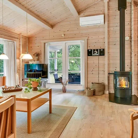 Bv409-blavand-poul-helgesensvej-10 Blåvand