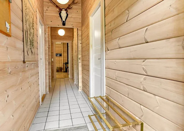 Bv409-blavand-poul-helgesensvej-10 Blåvand